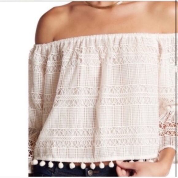 NWT Tularosa Alexa linen lace off the shoulder top - Picture 1 of 5